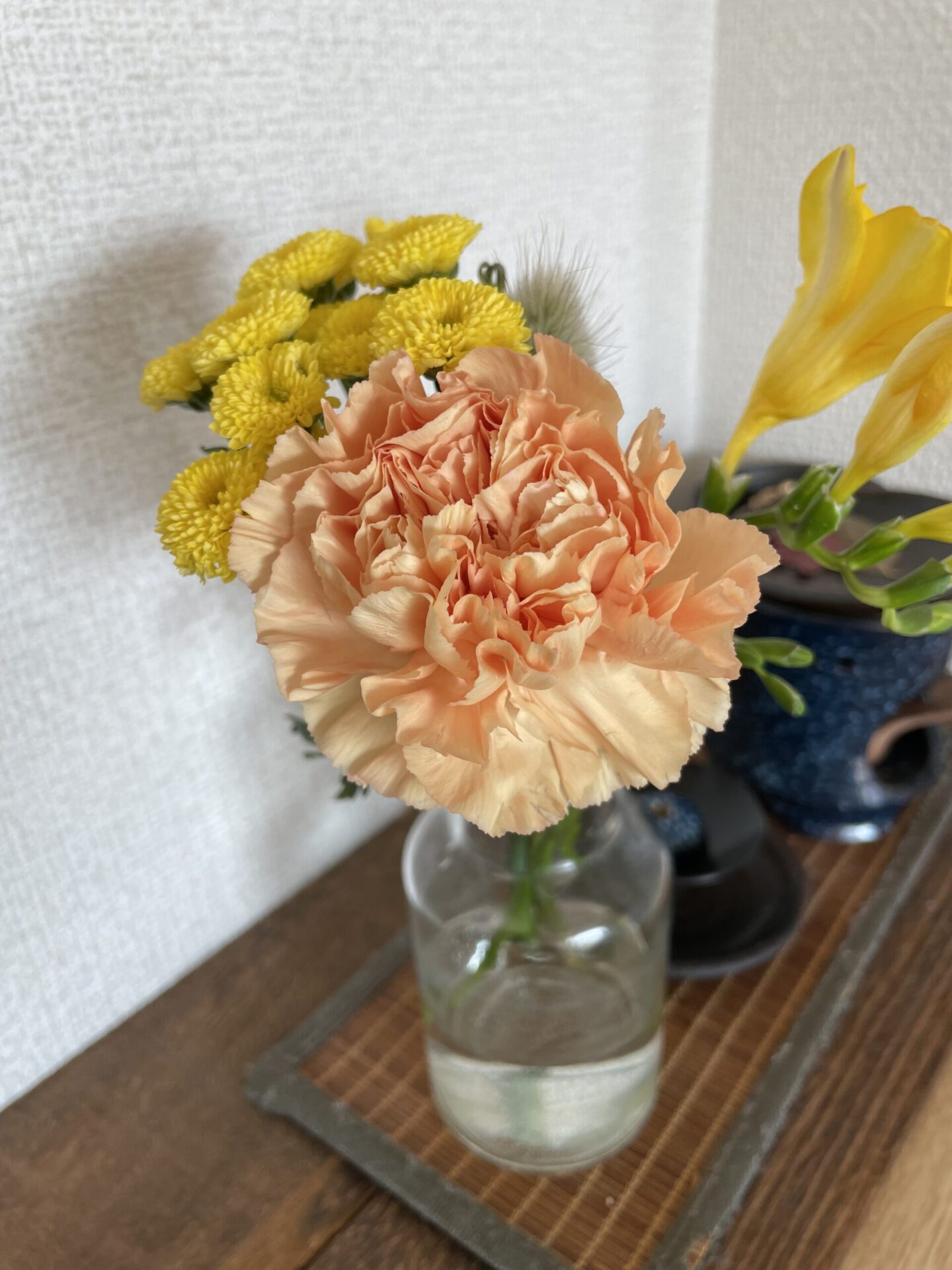 花の定期便bloomee ブルーミー から届いた3月１回目のお花はこちら 自分を変えていくヒント集 Kaeteku カエテク